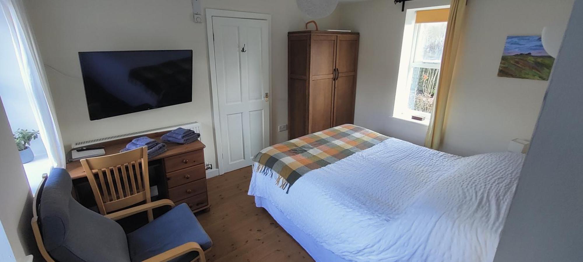 Private Annex To Victorian Villa, With Kitchen And Free Parking Todmorden Bagian luar foto